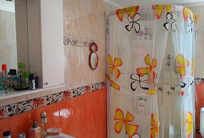Casă cu 3 camere cu Teren 343 Mp în Poiana - 16