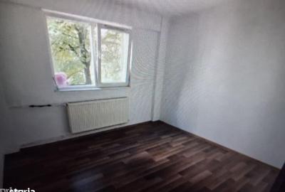 Apartament cu 2 camere decomandat în Colentina - 3