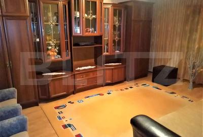Apartament cu 2 camere decomandat, mobilat în Calea Moldovei