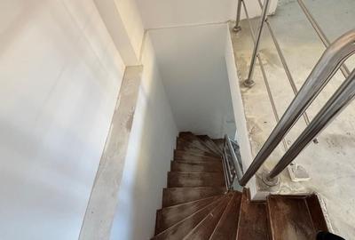Casă individuală cu 5 camere cu Canalizare în Central - 14
