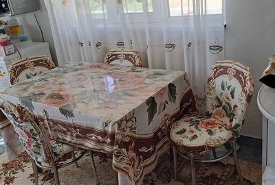 Casă cu 3 camere cu Teren 700 Mp în Central