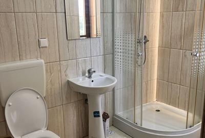 Apartament cu 3 camere în Vasile Aaron