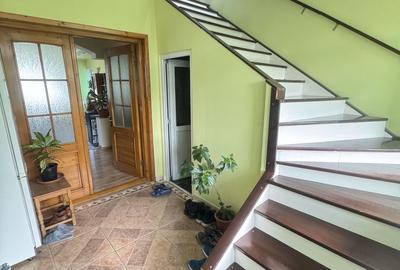 Casă individuală cu 6 camere cu Canalizare în Km 5 - 2