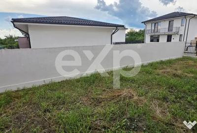 Casă cu 4 camere cu Teren 250 Mp în Matraca