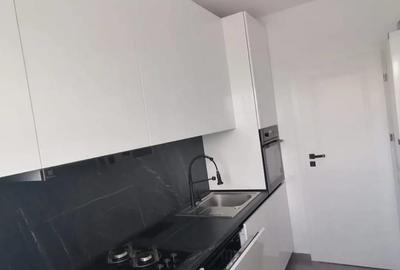 Apartament cu 3 camere decomandat în Central - 1