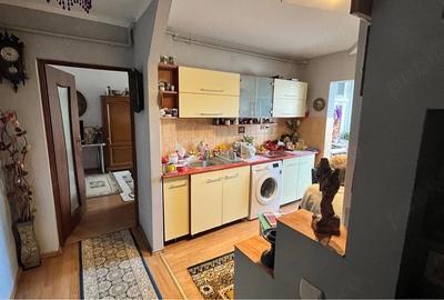 Apartament cu 2 camere decomandat în Central - 2