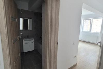 Garsonieră decomandată în Berceni - 2