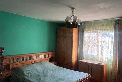 Casă cu 4 camere în Bicaz-Chei