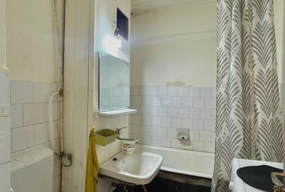 Garsonieră decomandată, mobilată în Central - 6
