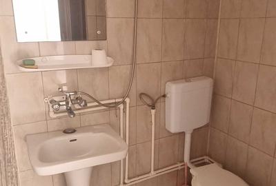 Casă cu 3 camere în Central