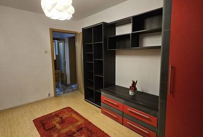 Apartament cu 3 camere decomandat în Griviței - 2