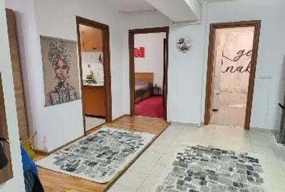 Apartament cu 3 camere decomandat în Trei Stejari - 3
