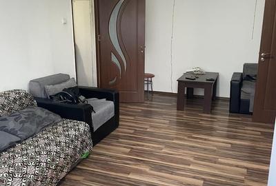 Apartament semidecomandat în Berceni