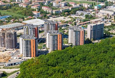 Apartament cu 2 camere semidecomandat, mobilat în Lipovei - 1
