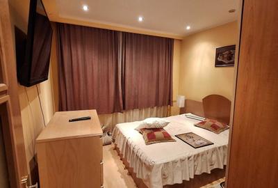 Apartament cu 3 camere decomandat în Crângași
