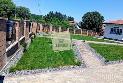 Casă cu 5 camere cu Teren 800 Mp în Sadu - 3