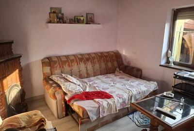 Casă cu 1 camere în Central - 1