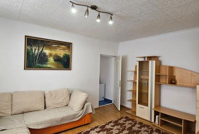 Apartament cu 3 camere semidecomandat în Hipodrom 4