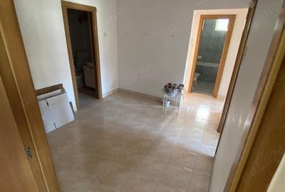 Apartament cu 3 camere decomandat în Precista - 1