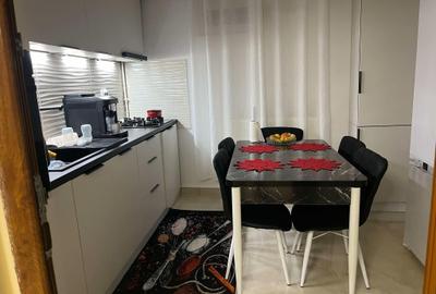 Apartament cu 3 camere decomandat în Vișan