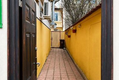 Casă cu 7 camere cu Teren 270 Mp în Dămăroaia - 3