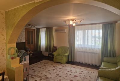 Apartament cu 3 camere decomandat în Ultracentral - 1