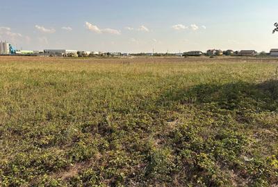 Teren Construcții intravilan de 6175 mp, în Vest - 2