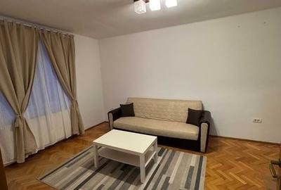 Garsonieră decomandată, mobilată în Central - 3