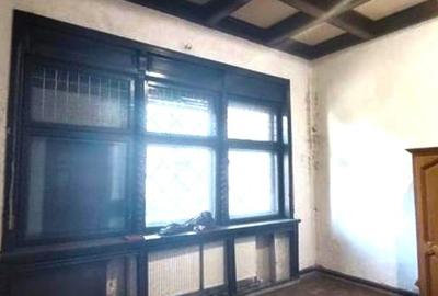 Casă cu 10 camere cu Canalizare în Armeneasca - 2