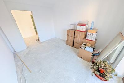 Apartament cu 4 camere decomandat în Otopeni - 12