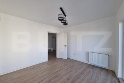 Apartament cu 3 camere semidecomandat în Dâmbul Rotund