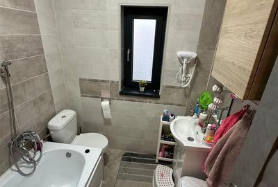 Casă cu 4 camere cu Teren 180 Mp în Chercea - 10