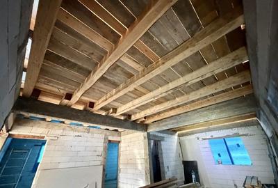 Casă cu 4 camere în Aluniș - 7