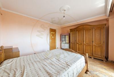 Apartament cu 3 camere decomandat în Găvana - 3