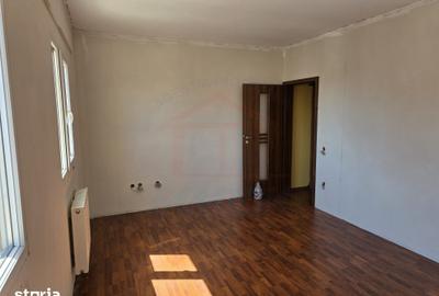 Apartament cu 3 camere în Siderurgiștilor