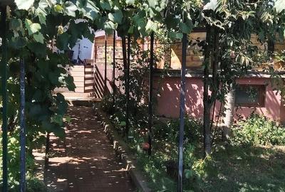 Casă individuală cu 4 camere cu Teren 290 Mp în Exterior Vest