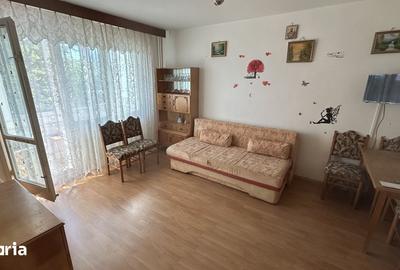 Garsonieră decomandată în Astra - 2