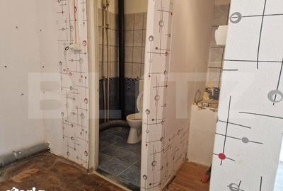 Spațiu comercial, de 55 mp, în Rogerius - 1