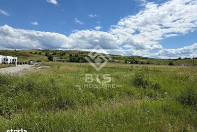 Teren de 6855 mp, în Central