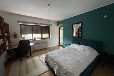 Casă individuală cu 9 camere cu Canalizare în Drumul Taberei - 11