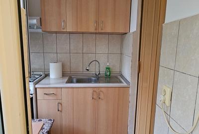 Garsonieră decomandată în Exterior Vest