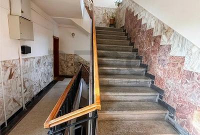 Apartament cu 4 camere în Cantemir