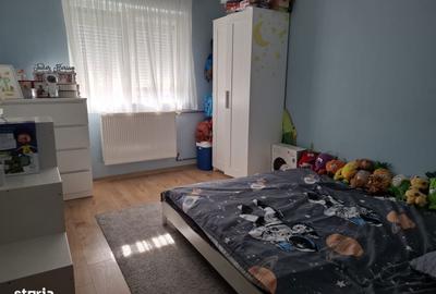 Apartament cu 3 camere decomandat în Rogerius - 2