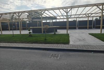 Spațiu comercial, de 24 mp, în Central - 4