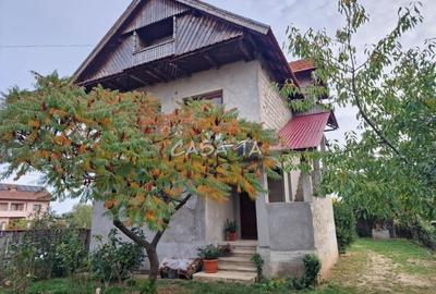 Casă individuală cu 5 camere cu Canalizare în Primăverii - 4