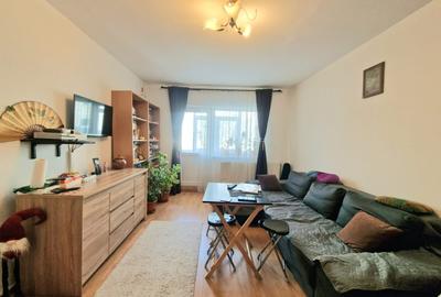 Apartament cu 4 camere decomandat, mobilat în Tomis III
