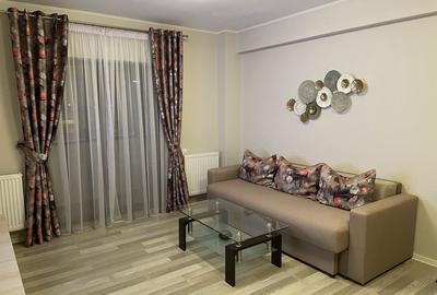 Apartament cu 2 camere semidecomandat, mobilat în Central