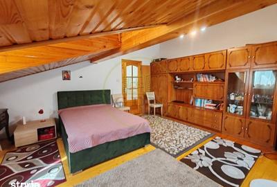 Apartament cu 3 camere decomandat în Ștrand