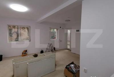 Spațiu comercial, de 73 mp, în Central