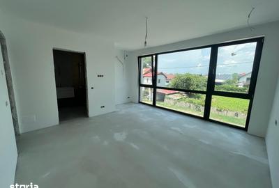 Casă cu 6 camere cu Teren 300 Mp în Tunari